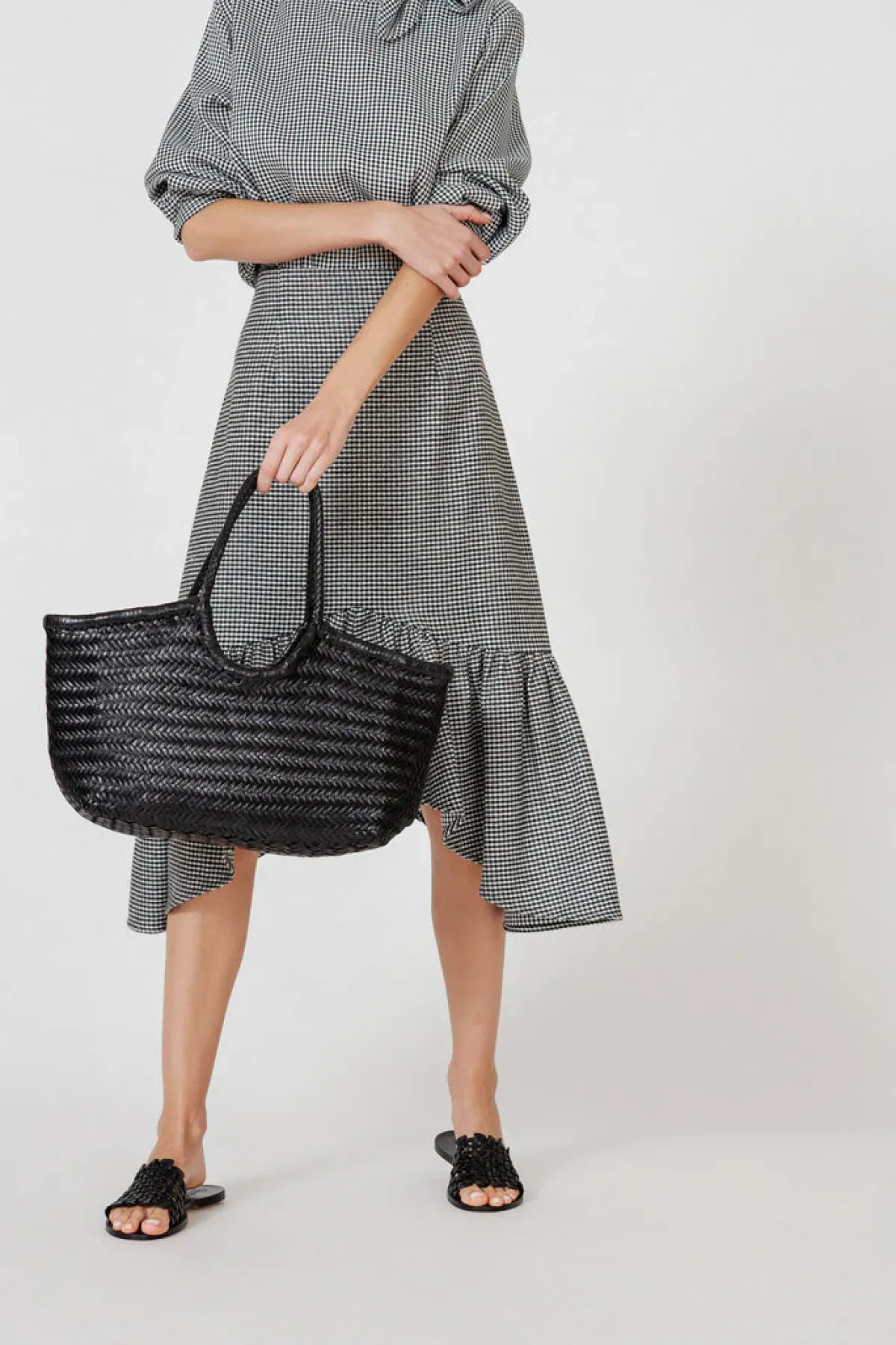Dragon Diffusion DD Nantucket Basket Bag in Black