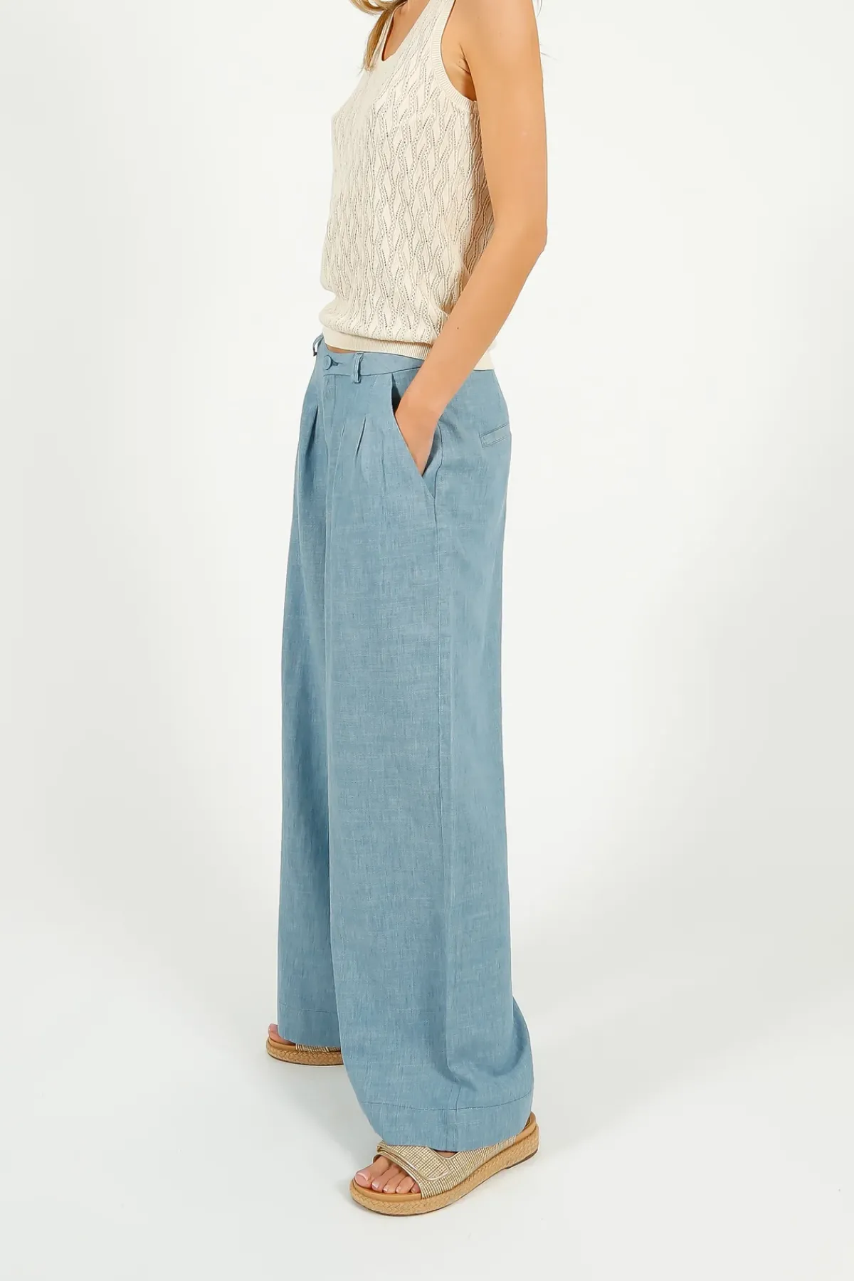Emile u0026 Ida Eu0026I Belinou Linen Trousers in Blue