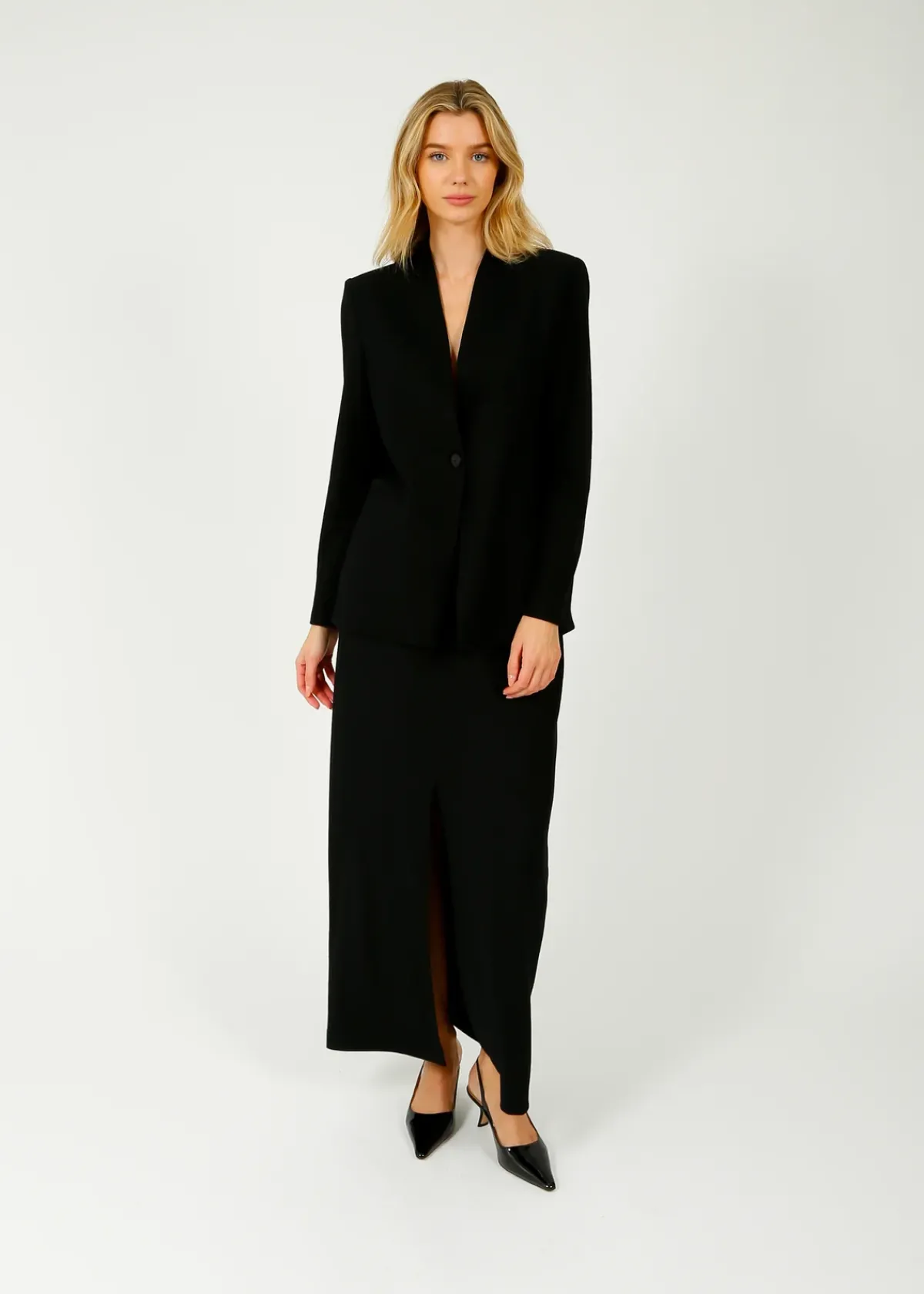 Harris Wharf London HW Superfine Merino Skirt in Black
