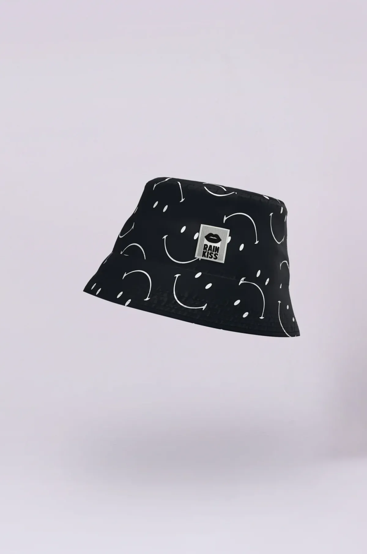 Rainkiss RK Classic Smiley Bucket Hat in Black