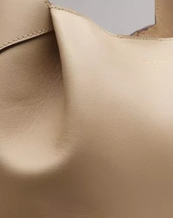 Rag u0026 Bone Ru0026B Slade Tote in Cream