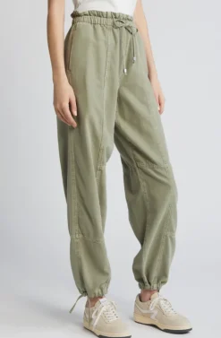 Rag u0026 Bone Ru0026B Ultra Featherweight Jordon Pant in Jade