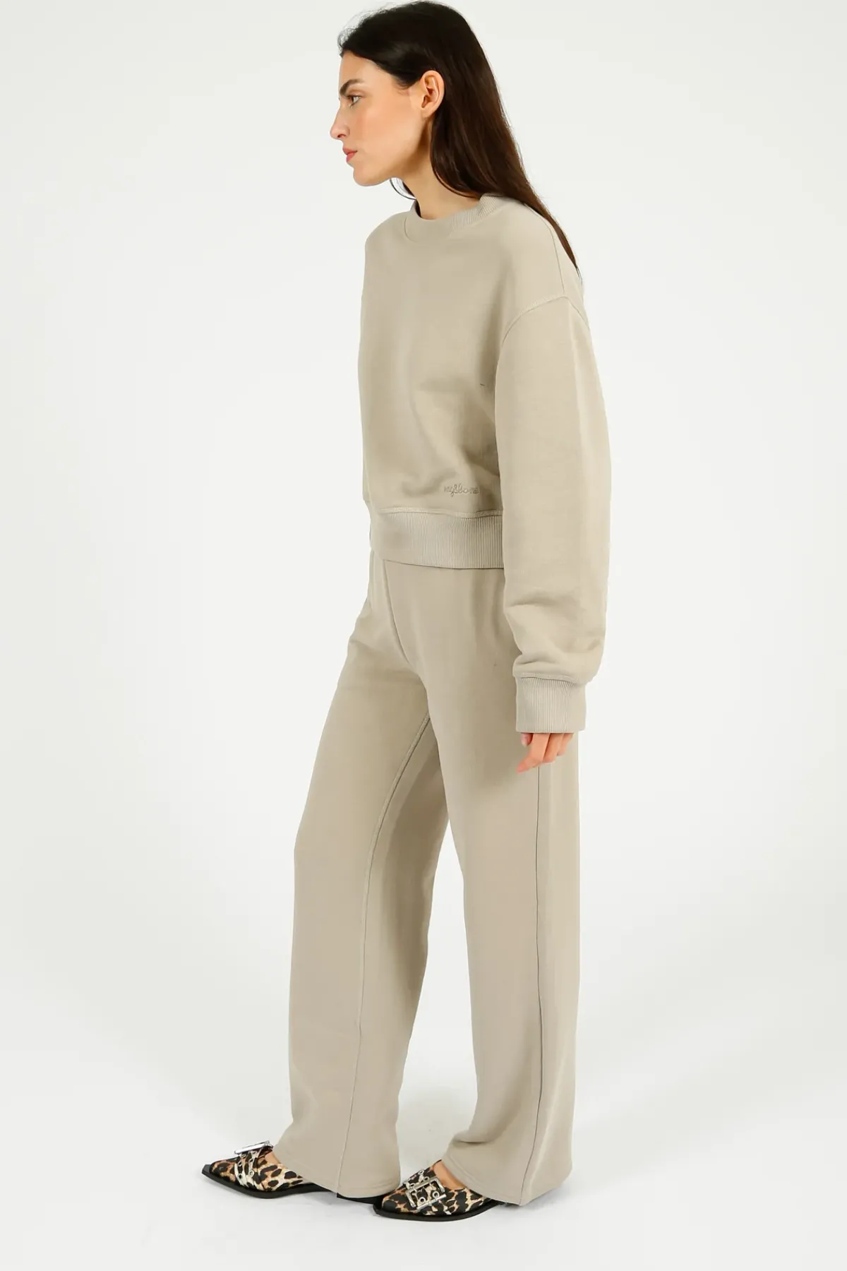 Rag u0026 Bone Ru0026B Vintage Terry Wideleg Sweatpant in Fossil