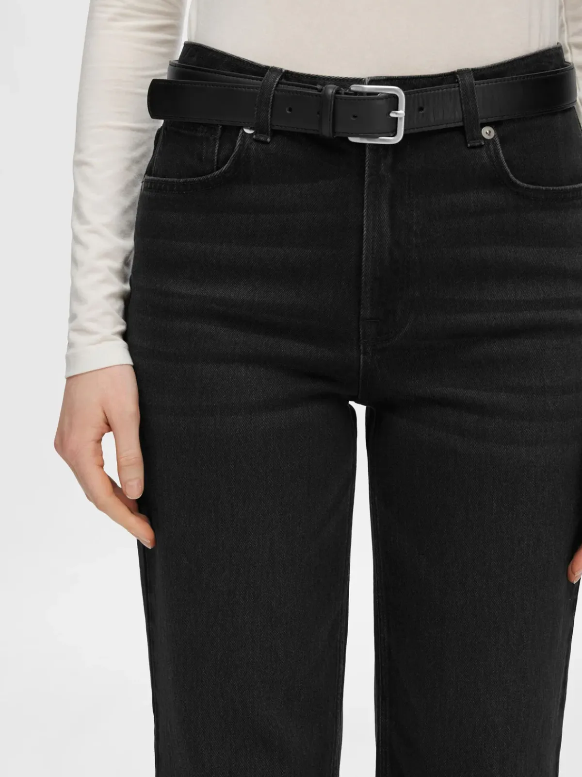 Selected Femme SLF Alice Jeans in Black