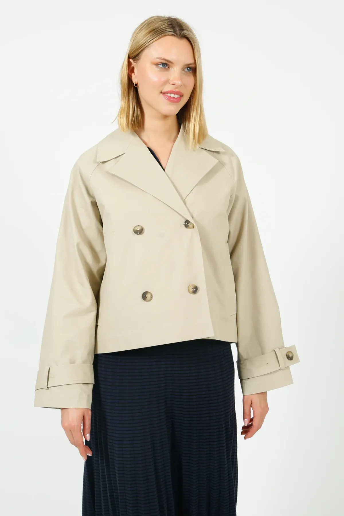 Selected Femme SLF Cilo Short Trenchcoat in Island Fossil