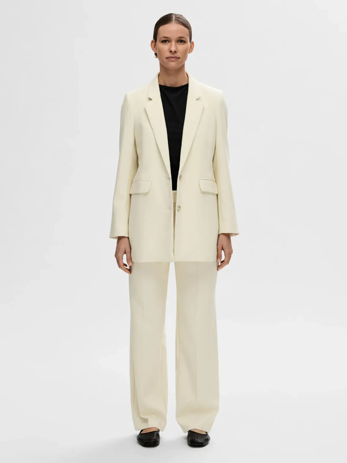Selected Femme SLF Selfina LS Relaxed Blazer in Birch